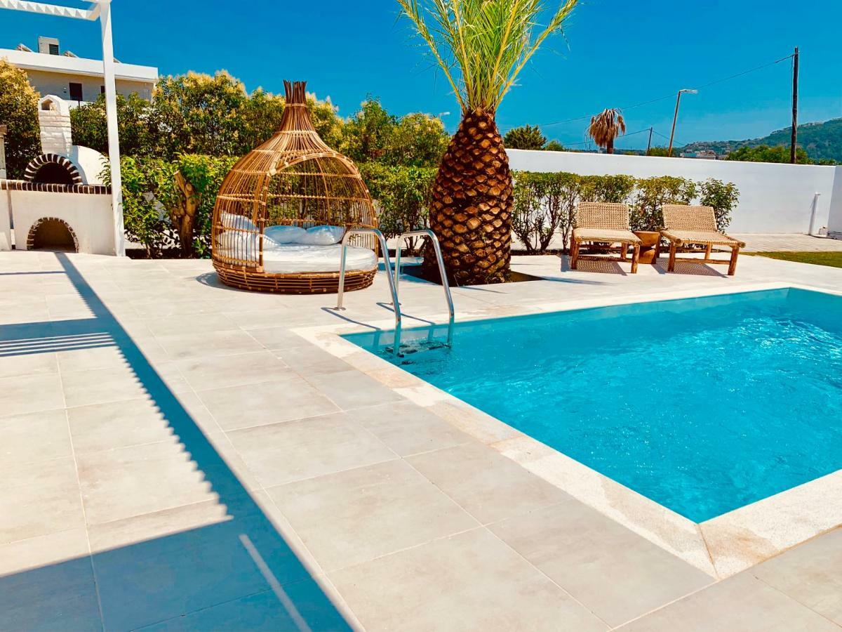 Mythos Luxury Villa ファリラキ エクステリア 写真